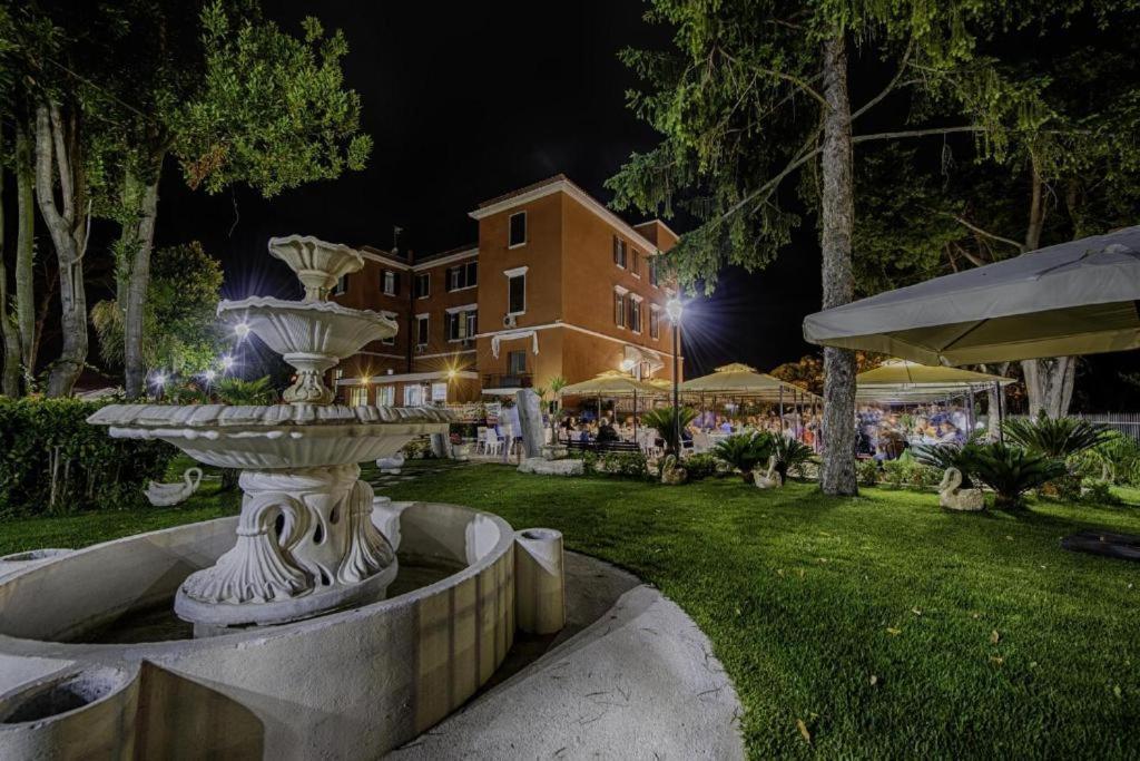 Il Postiglione Hotel - Sala Ricevimenti Minturno Dış mekan fotoğraf