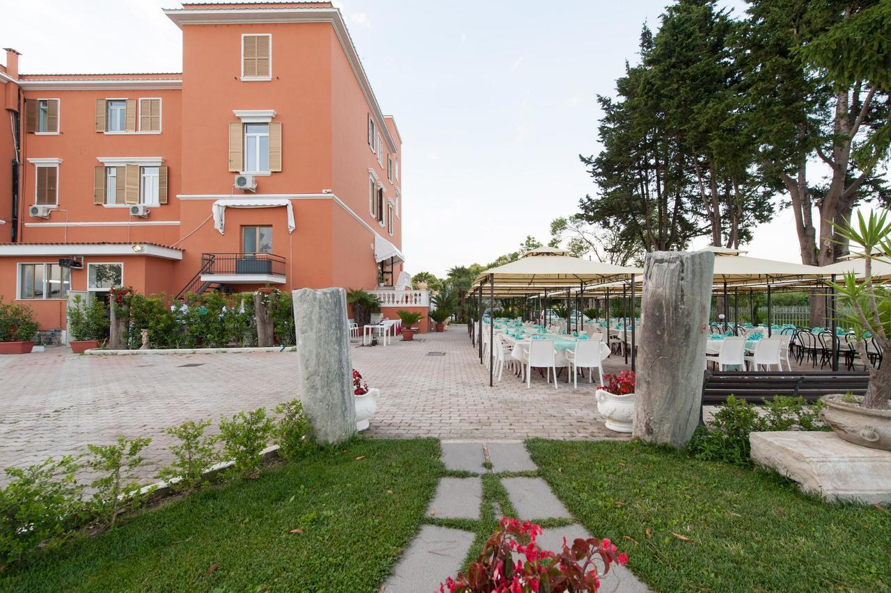 Il Postiglione Hotel - Sala Ricevimenti Minturno Dış mekan fotoğraf